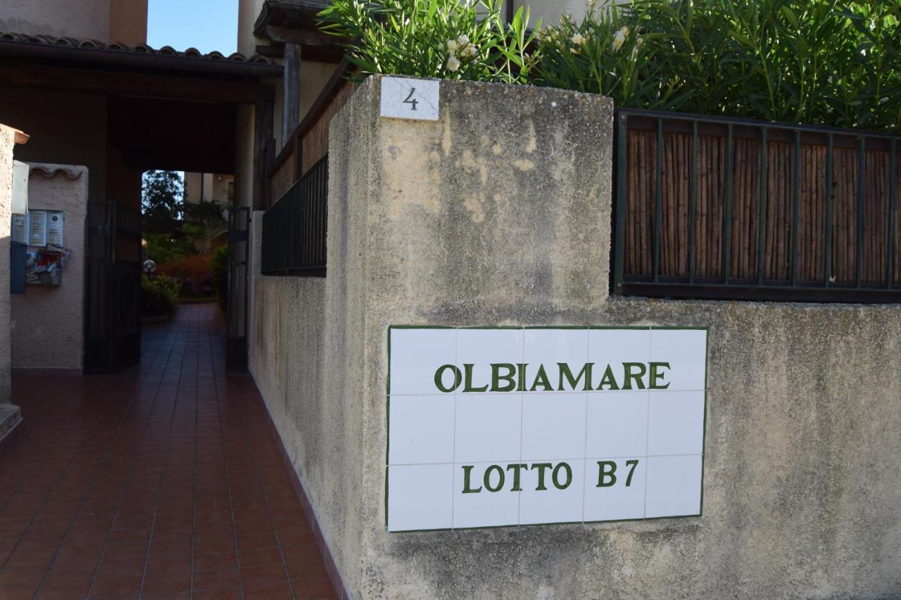 Il Mare Di Olbia Holiday Apartment Bagian luar foto